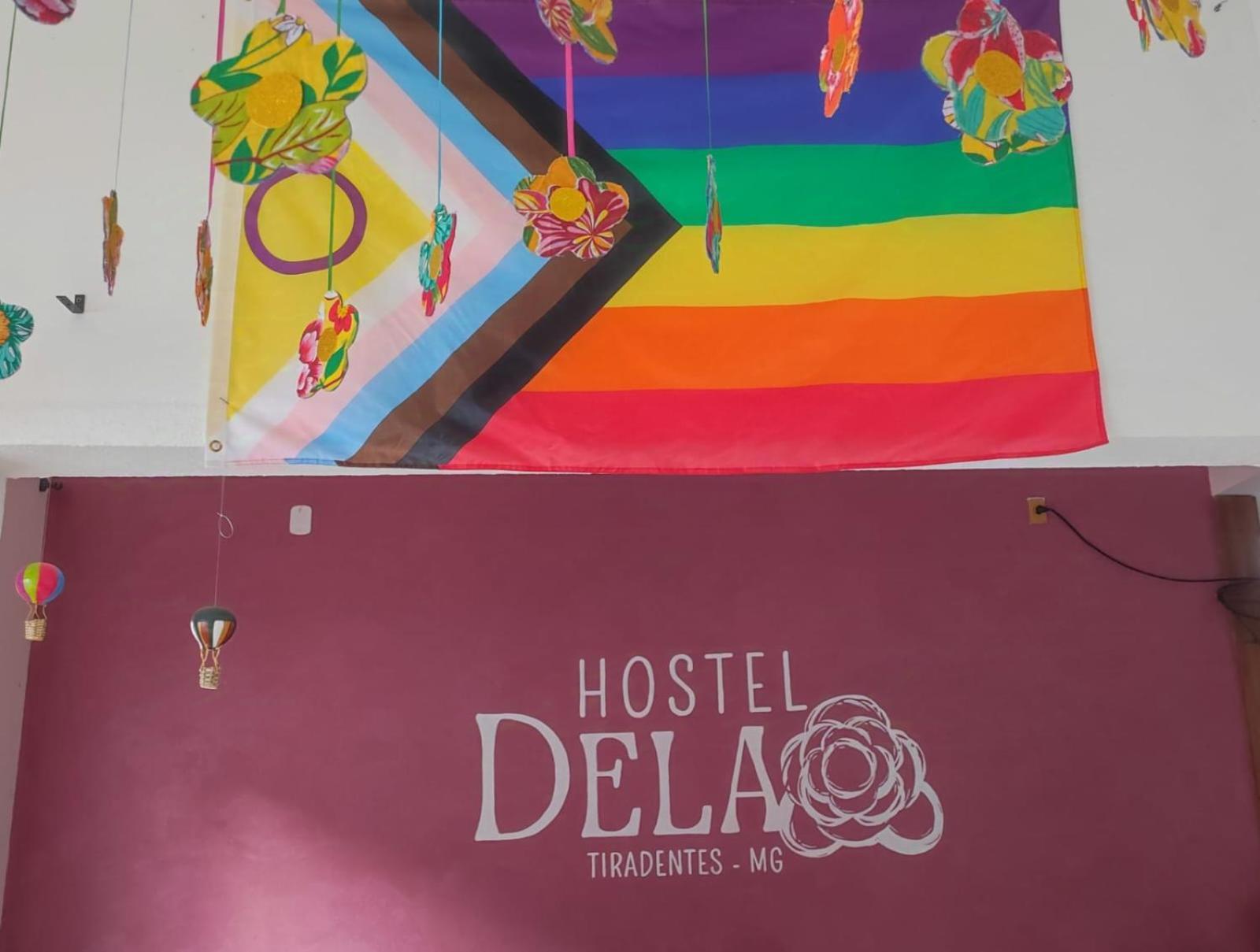 Hostel Dela Tiradentes Esterno foto